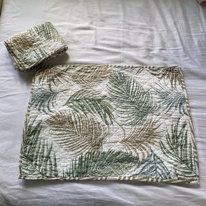 Two standard size pillow shams